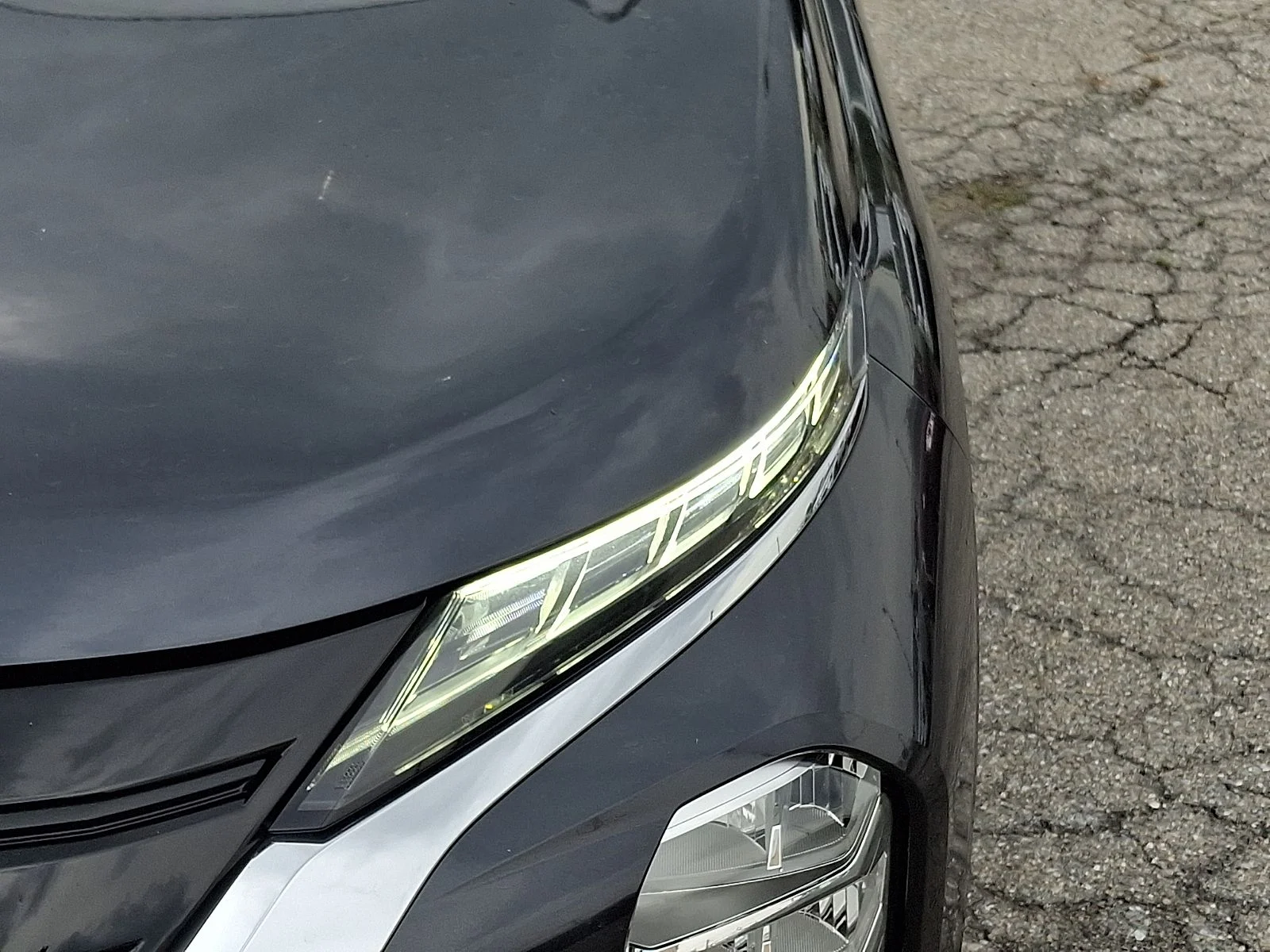 New 2026 Gray Mitsubishi LE image 10