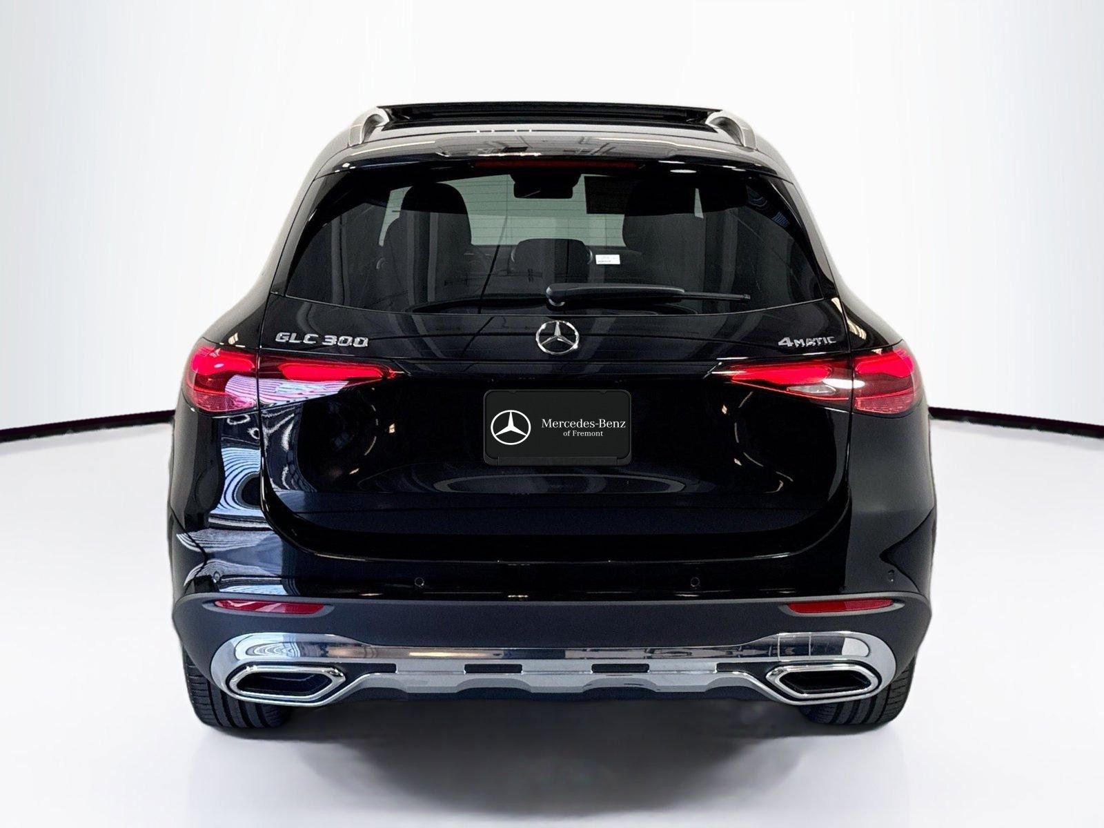 New 2026 Black Mercedes-Benz GLC 300 image 6