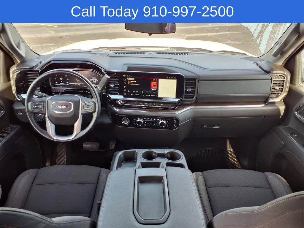Used 2024 Summit White GMC Elevation image 25