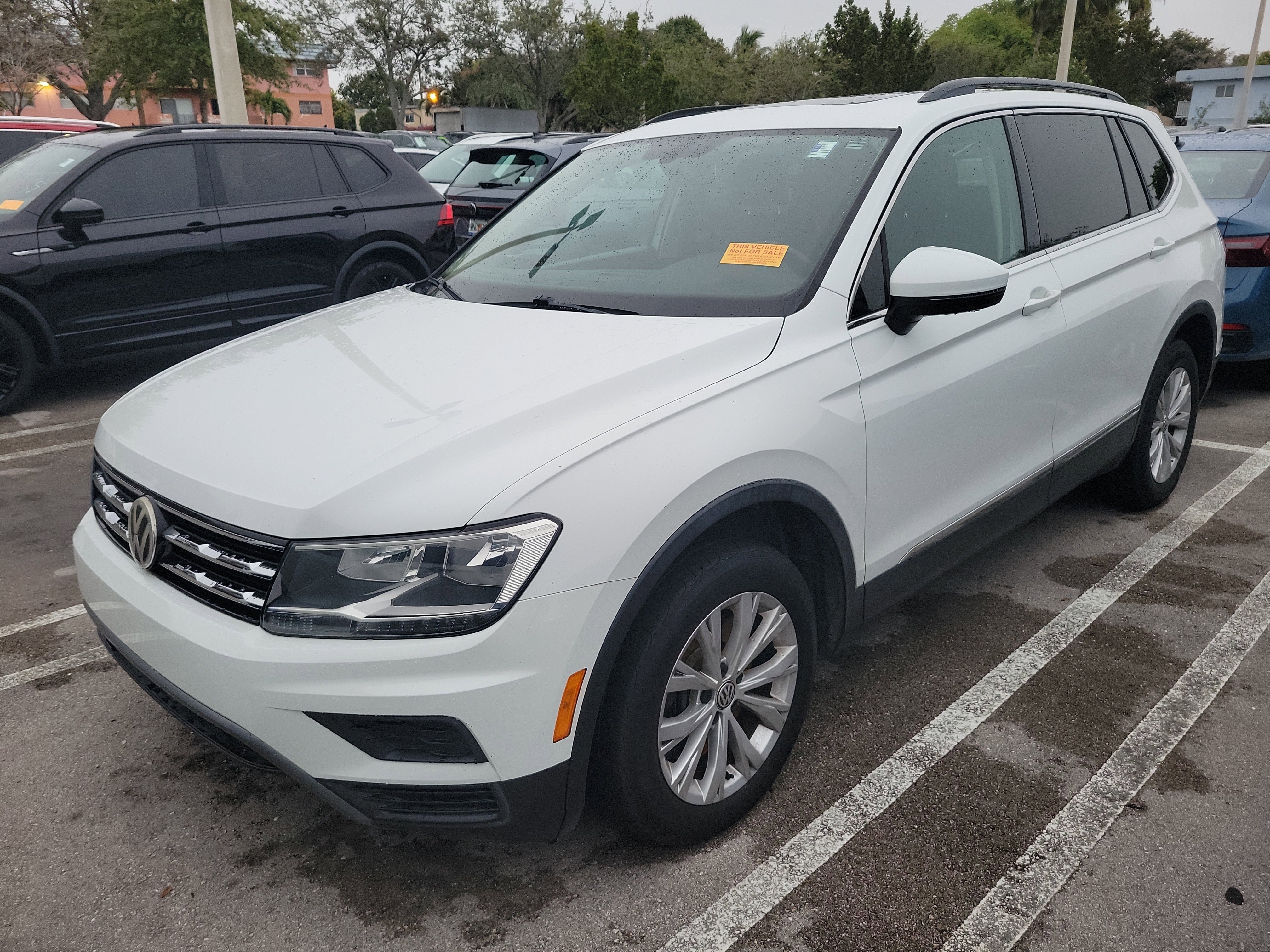Used 2018 Volkswagen Tiguan SEL with VIN 3VV3B7AX1JM076614 for sale in Opa-locka, FL
