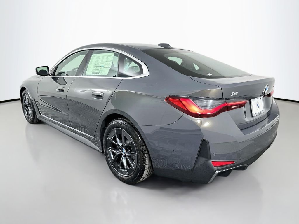 New 2026 Dravit Grey Metallic BMW xDrive40 image 7