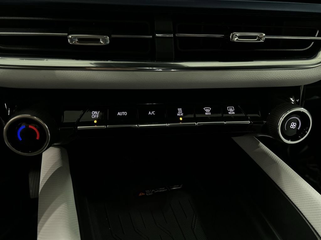 2026 Chevrolet Equinox EV 2LT - Photo 16