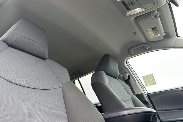 Certified Used 2025  Toyota XLE image 21