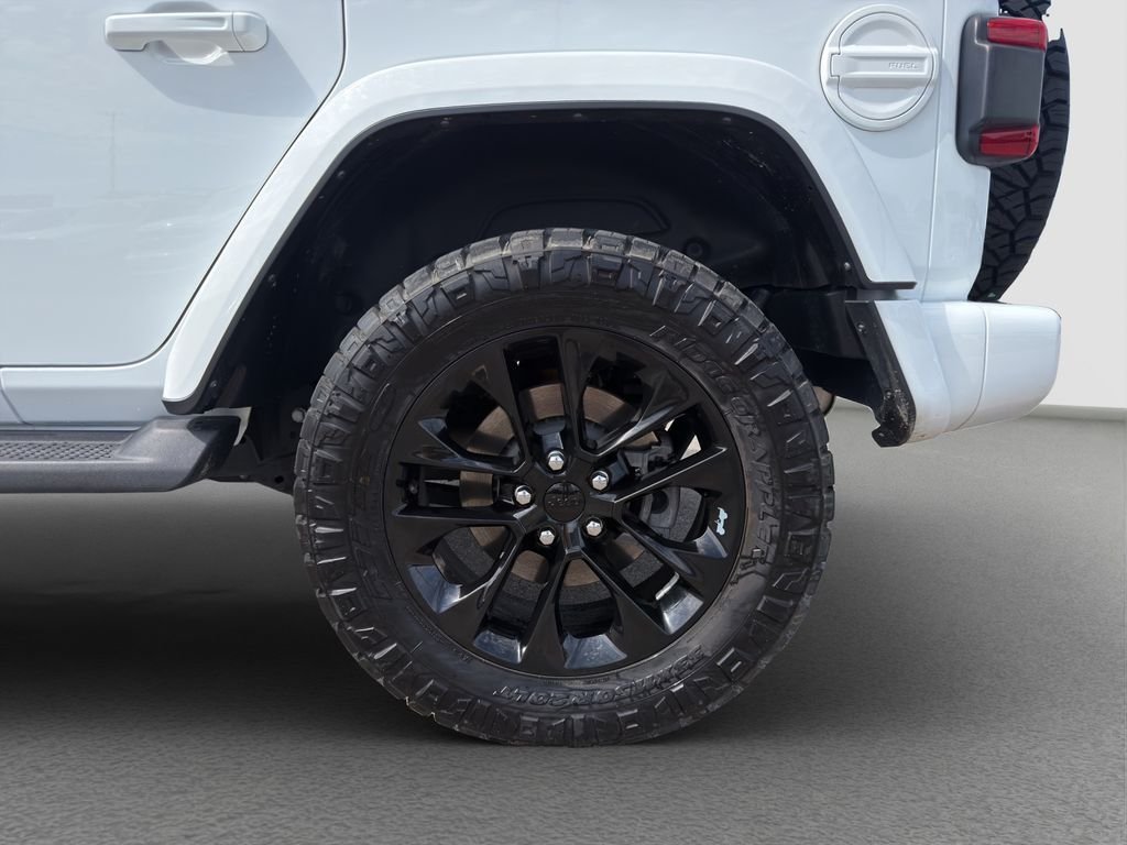 Used 2021 White Jeep Unlimited Sahara 4xe image 23