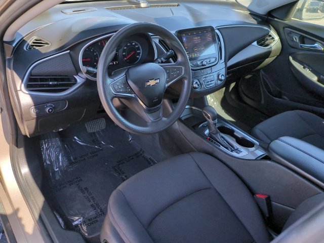 Used 2023 MINERAL GRAY METALLIC Chevrolet LT image 11