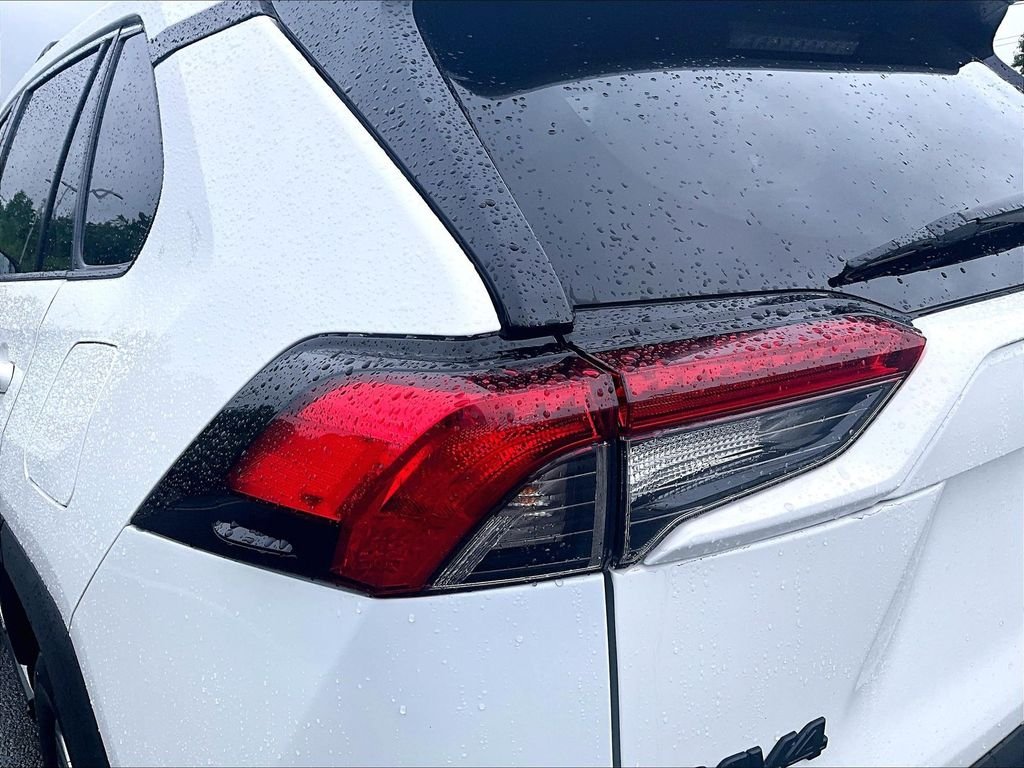 Used 2024 White Toyota LE image 34