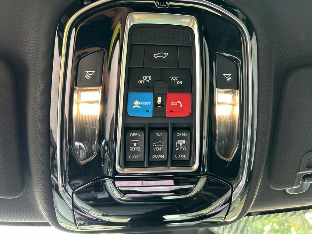 Used 2022 Gray Jeep Overland image 23