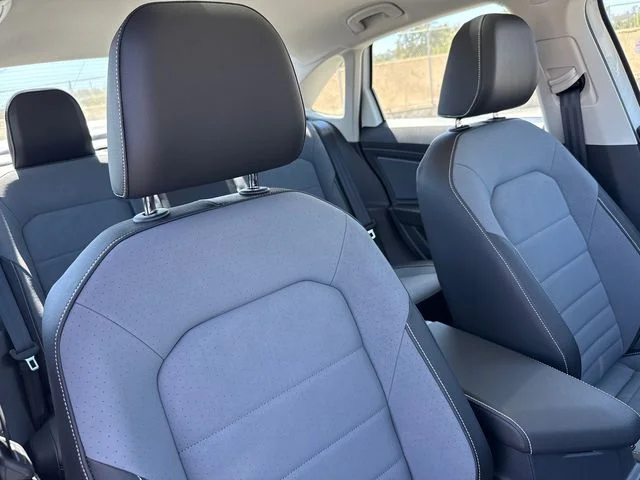 New 2026 Opal White Pearl Volkswagen 1.5T SE image 19