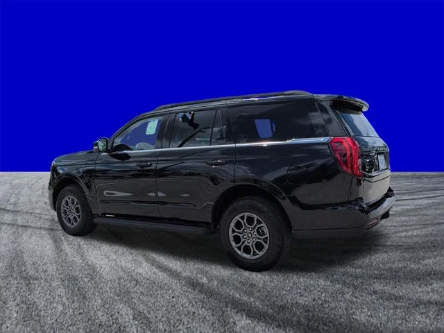 New 2027 Agate Black Metallic Ford Active image 6