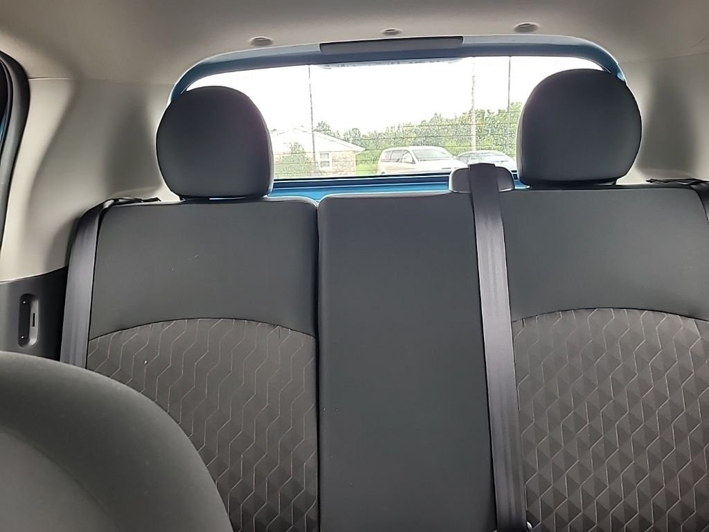Used 2024 Blue Mitsubishi ES image 10