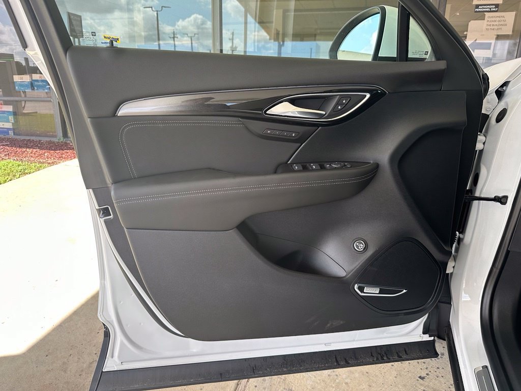 New 2026 Summit White Buick Preferred image 10