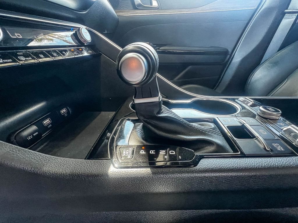 Used 2024 White Kia EX image 18