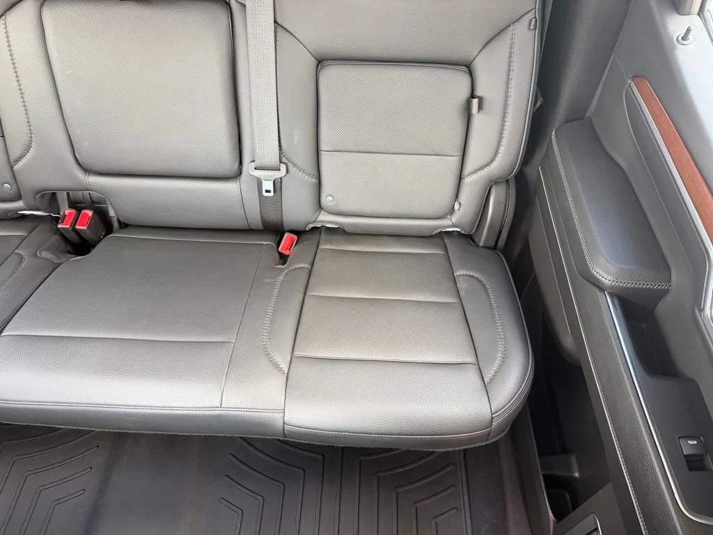 Used 2023 White GMC Denali image 15