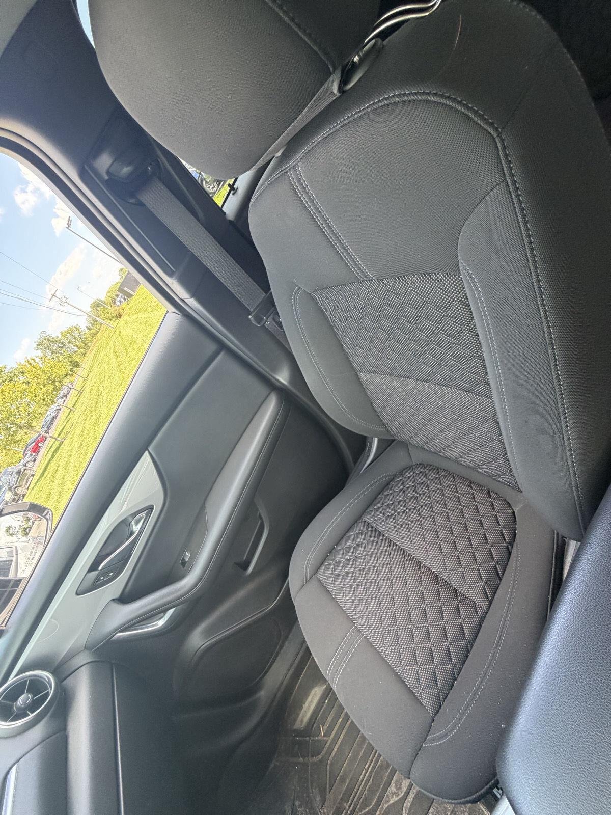 Used 2021 Summit White Chevrolet LT image 26