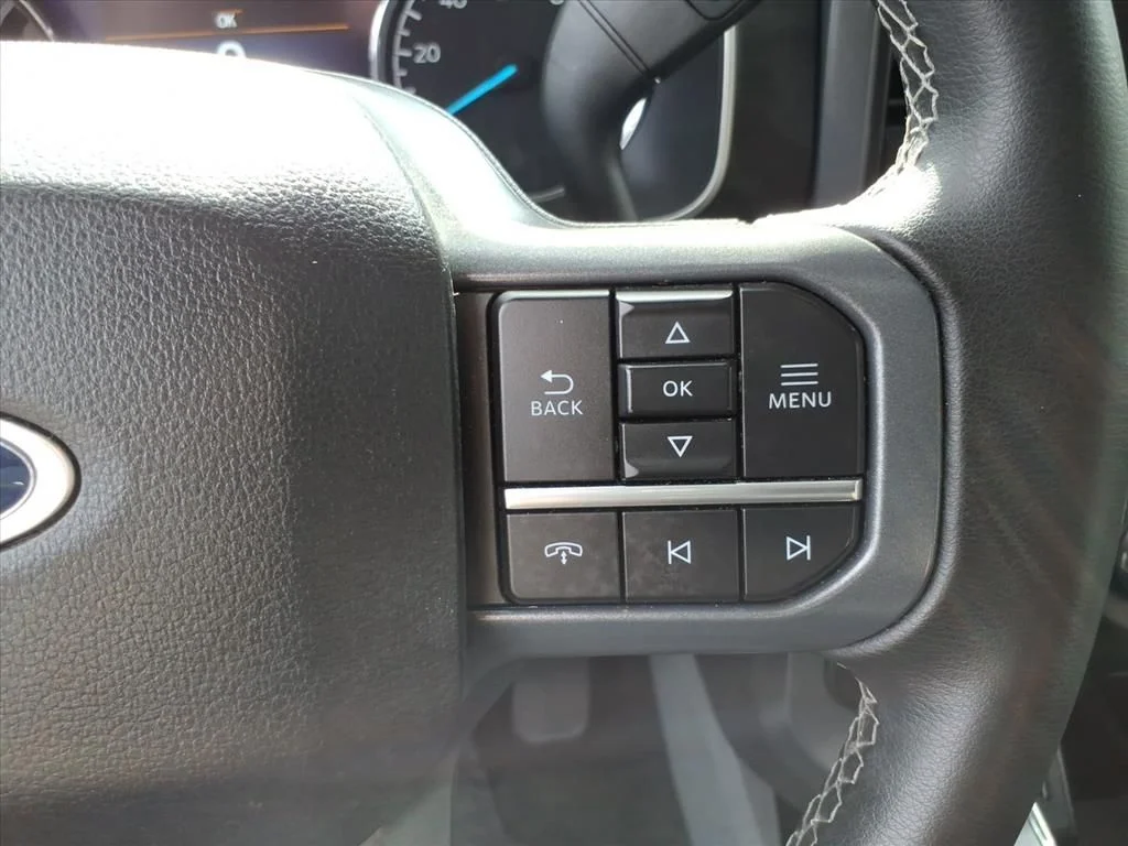 Used 2023 Blue Ford XLT image 17
