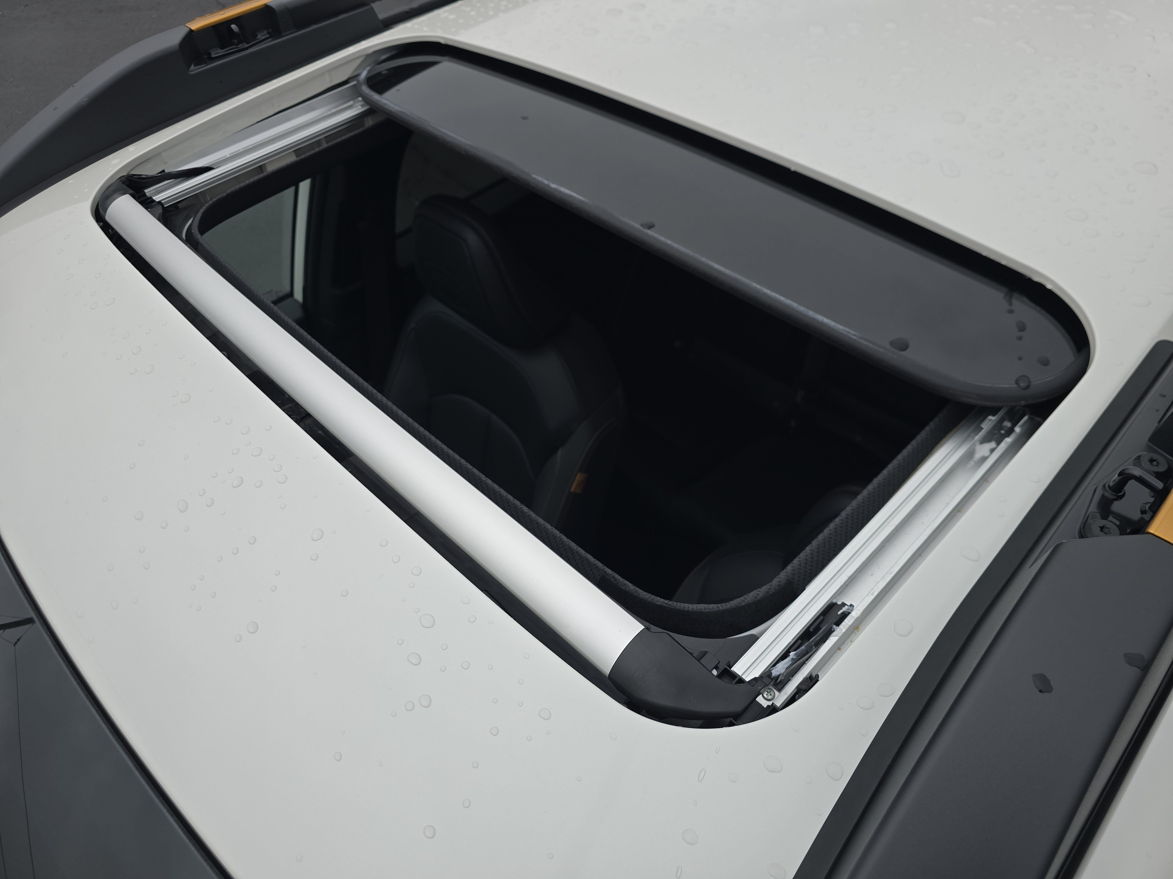 New 2026 CRYSTAL WHITE PEARL Subaru Wilderness image 9