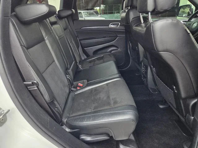 Certified Used 2022 White Jeep Laredo X image 12