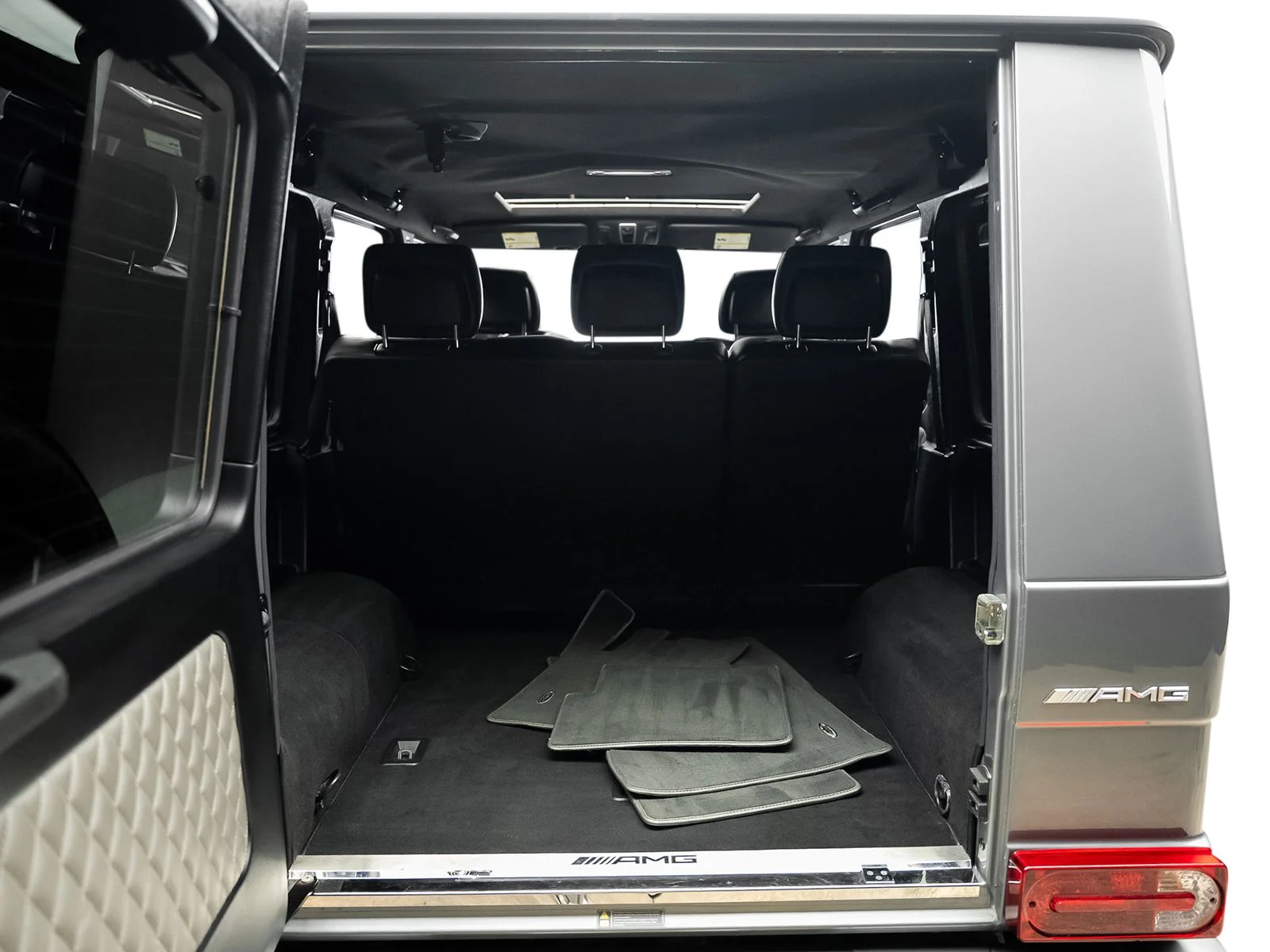 Used 2015 Silver Mercedes-Benz G 63 AMG® image 60