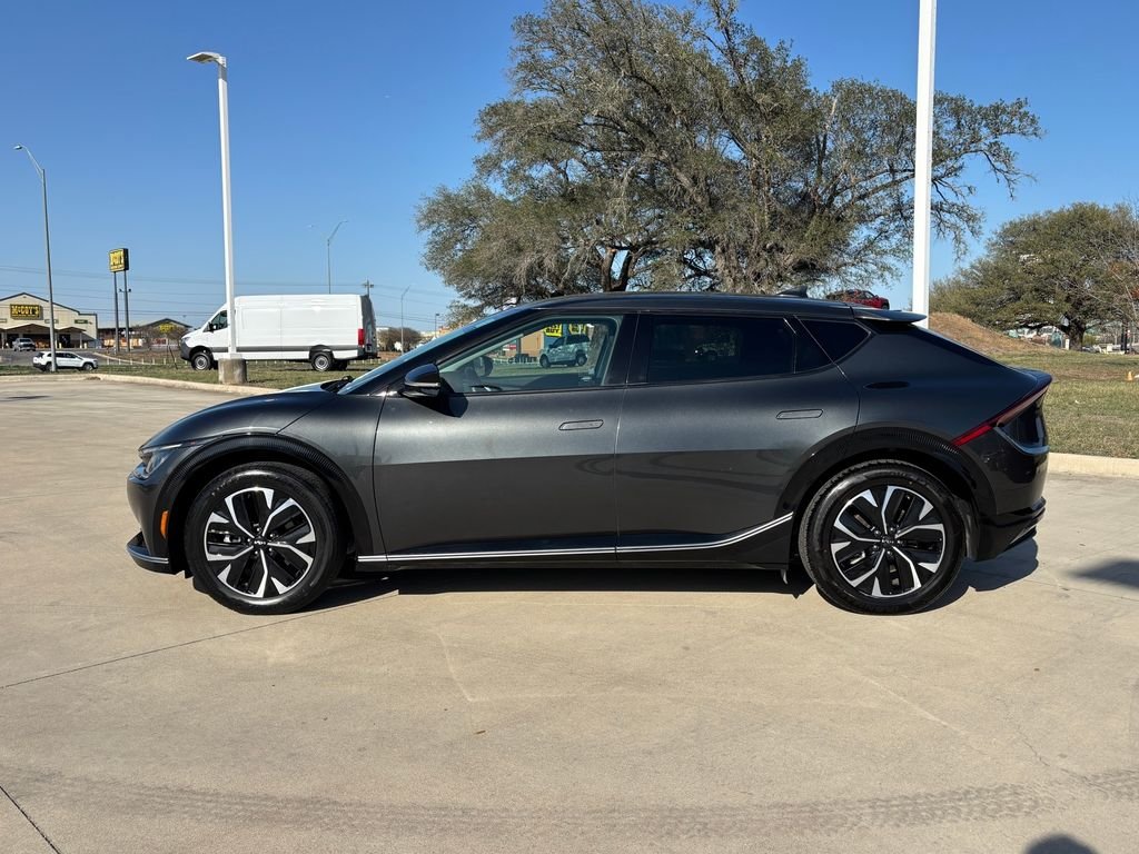 Used 2024 Kia EV6 Wind with VIN KNDC34LA9R5183012 for sale in Bastrop, TX