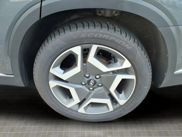 Used 2024 Gray Hyundai SEL image 12