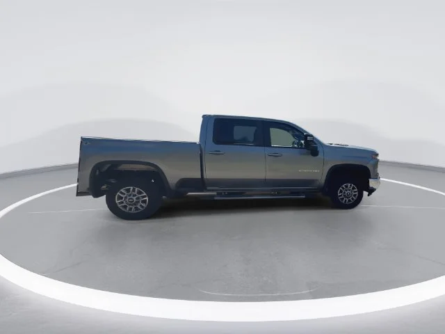 Used 2024 Gray Chevrolet LT image 12