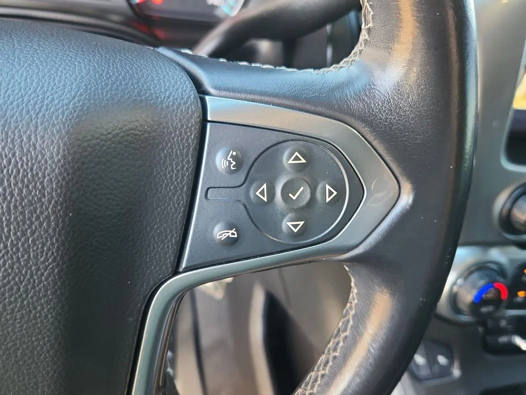 Used 2020 Black Chevrolet LT image 23