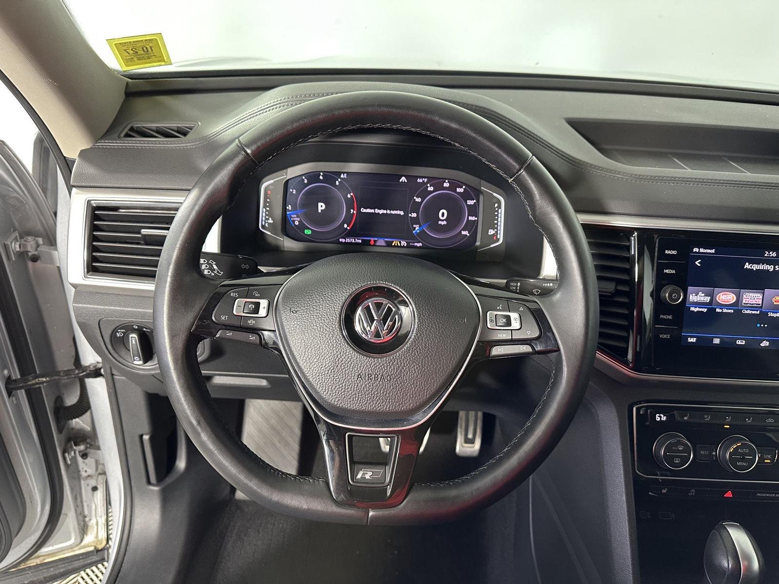 Used 2019 Platinum Gray Metallic Volkswagen 3.6L V6 SEL R-Line image 10