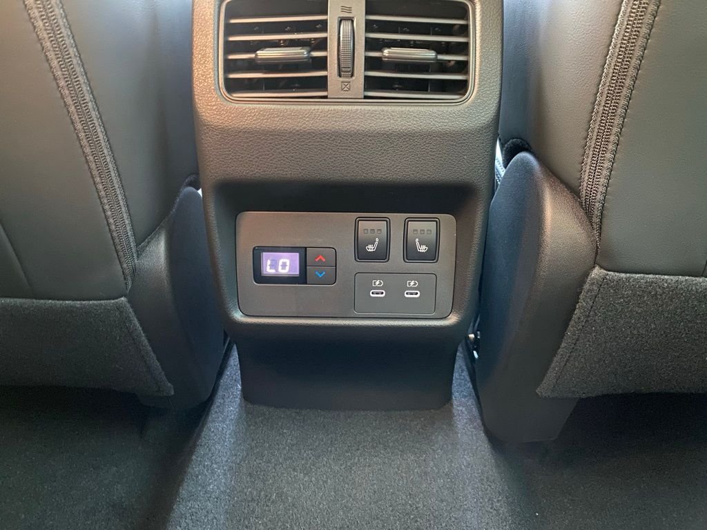 2026 Nissan Rogue Platinum - Photo 20
