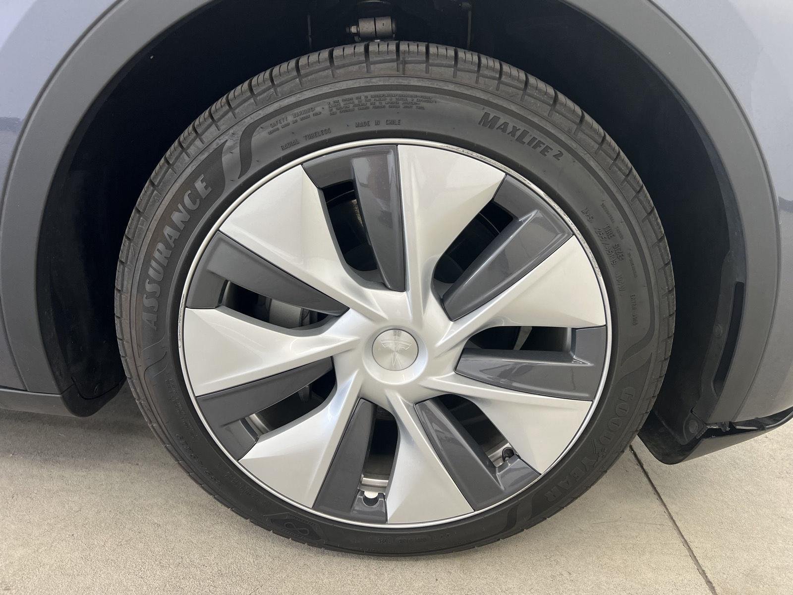 Used 2023 GRAY Tesla Long Range Dual Motor All-Wheel Drive image 8