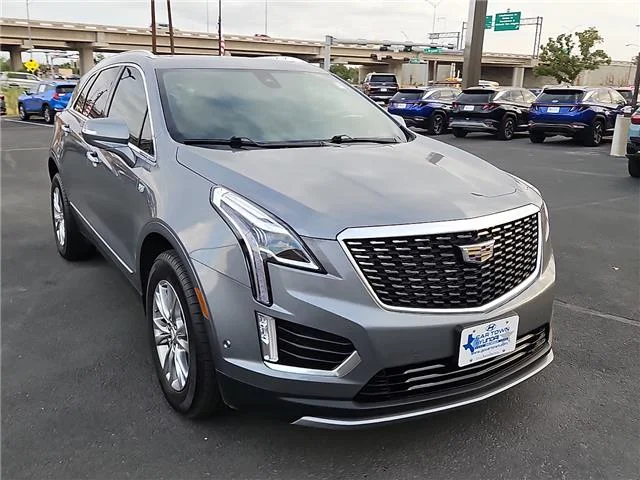 Used 2020 Grey Cadillac Premium Luxury Front-wheel Drive image 6