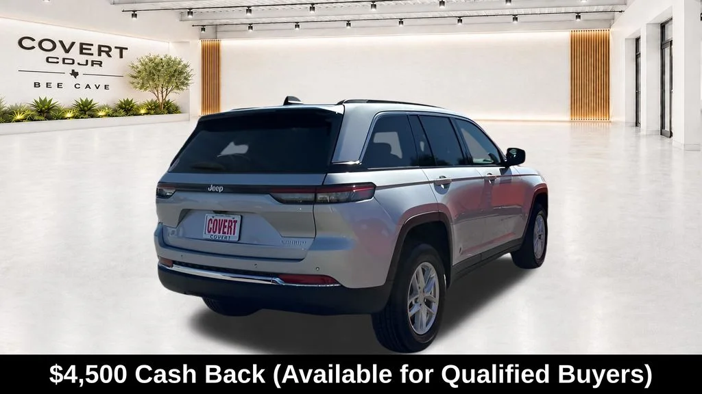 New 2026 Silver Zynith Jeep Laredo image 11