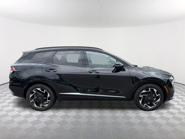 Used 2023 Black Kia SX-Prestige image 4