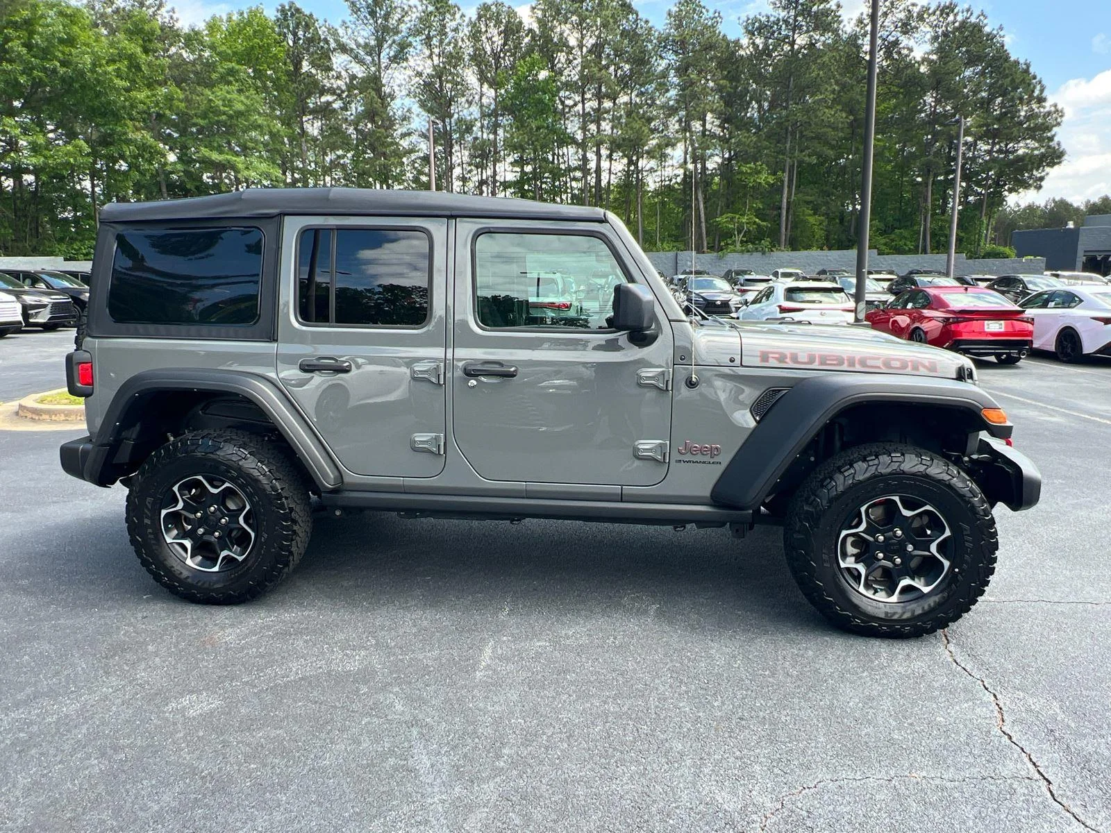 Used 2023 Sting-Gray Clearcoat Jeep Rubicon image 5