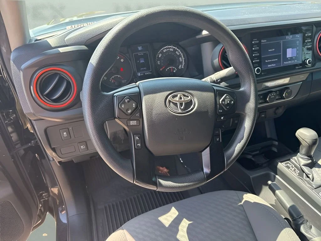 Used 2023  Toyota SR image 12