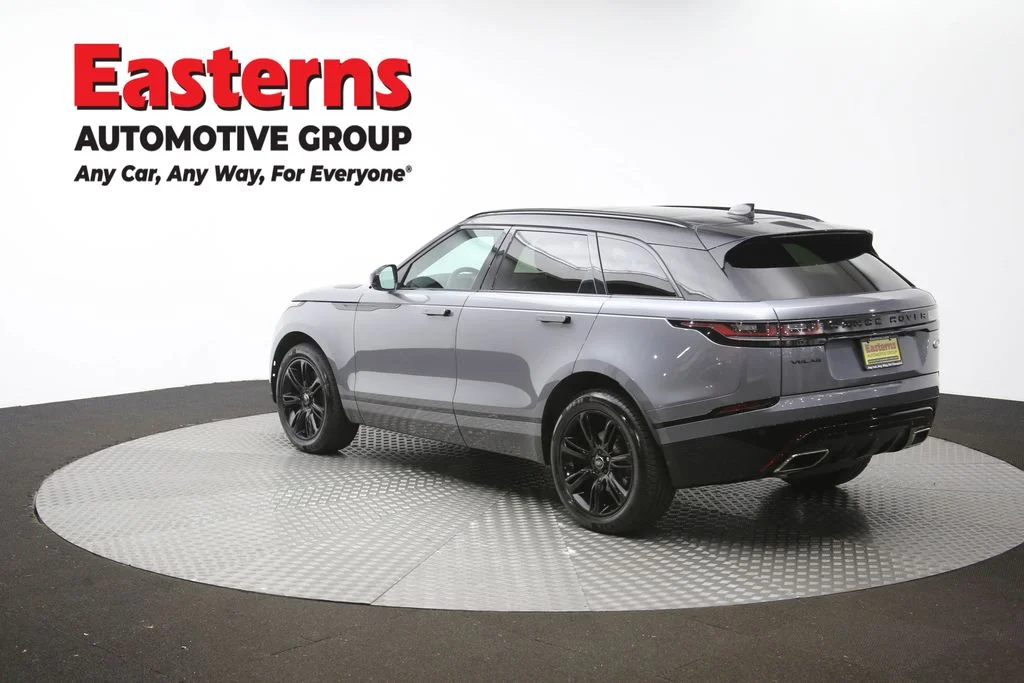 Used 2023 Gray Land Rover R-Dynamic S MHEV image 65