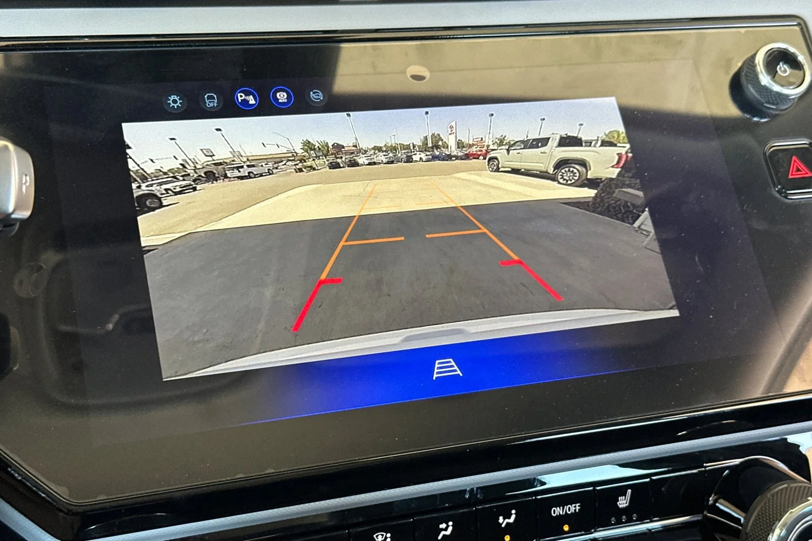 New 2027 Summit White Chevrolet LT image 20
