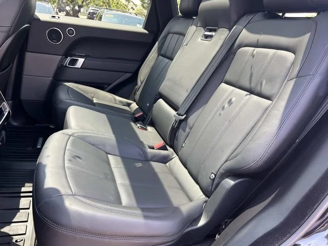 Used 2019 Black Land Rover HSE image 22