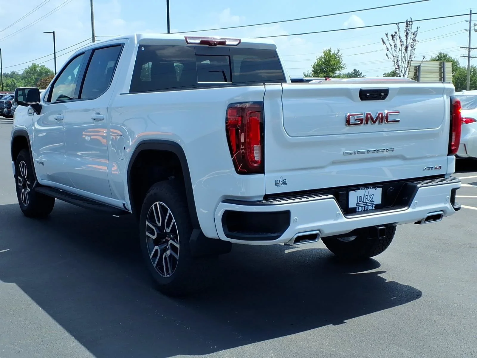 Used 2026 Summit White GMC AT4 image 5