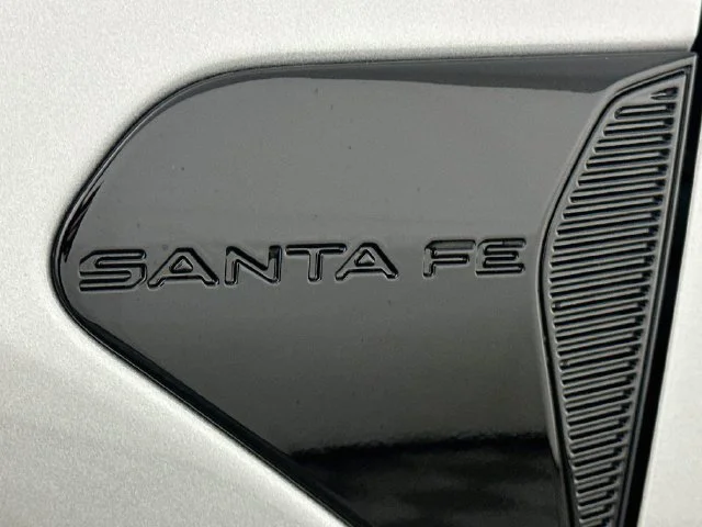 New 2027 Hyundai SANTA FE SE