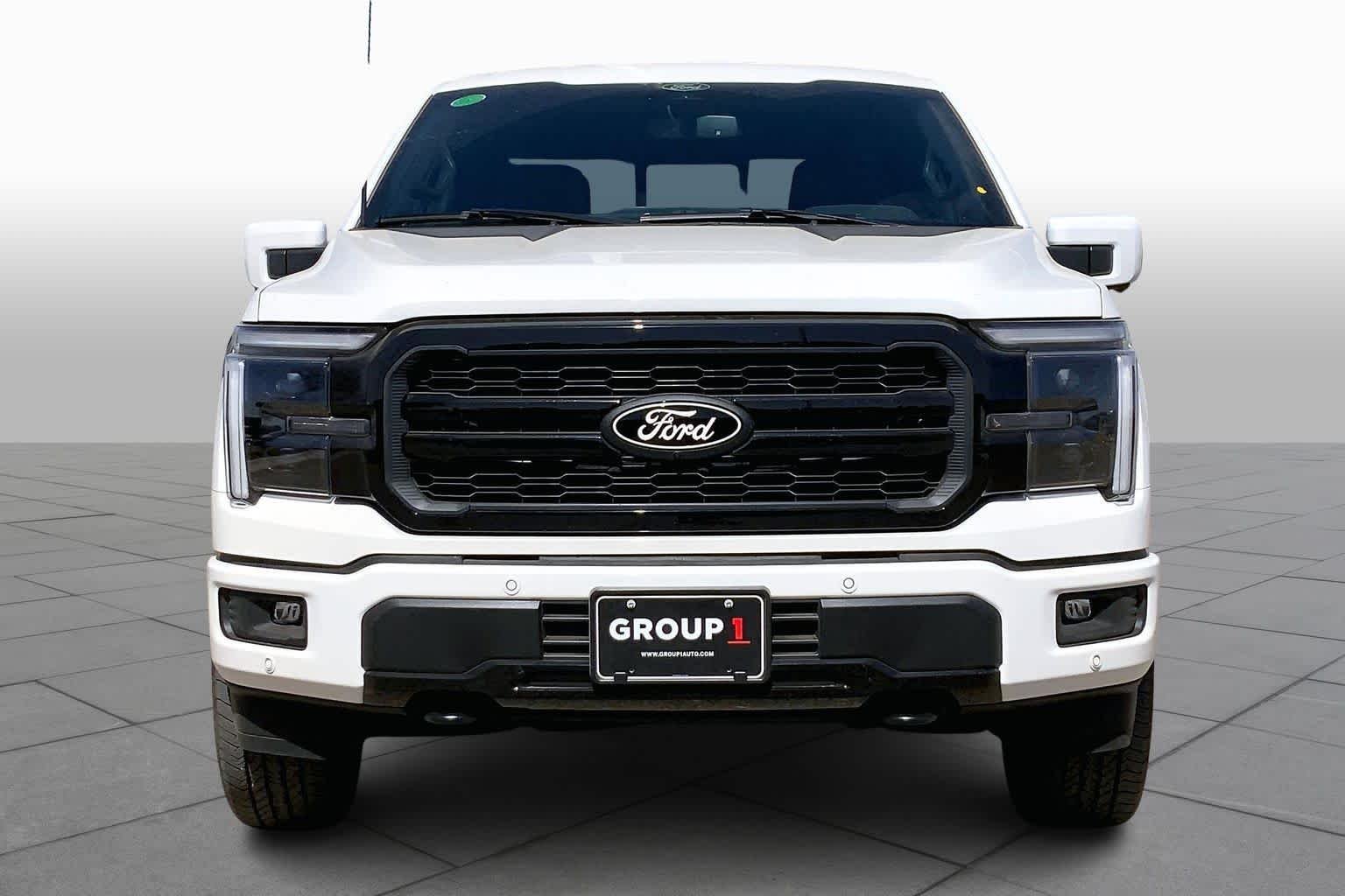 New 2026 Star White Metallic Tri-Coat Ford Lariat® image 3