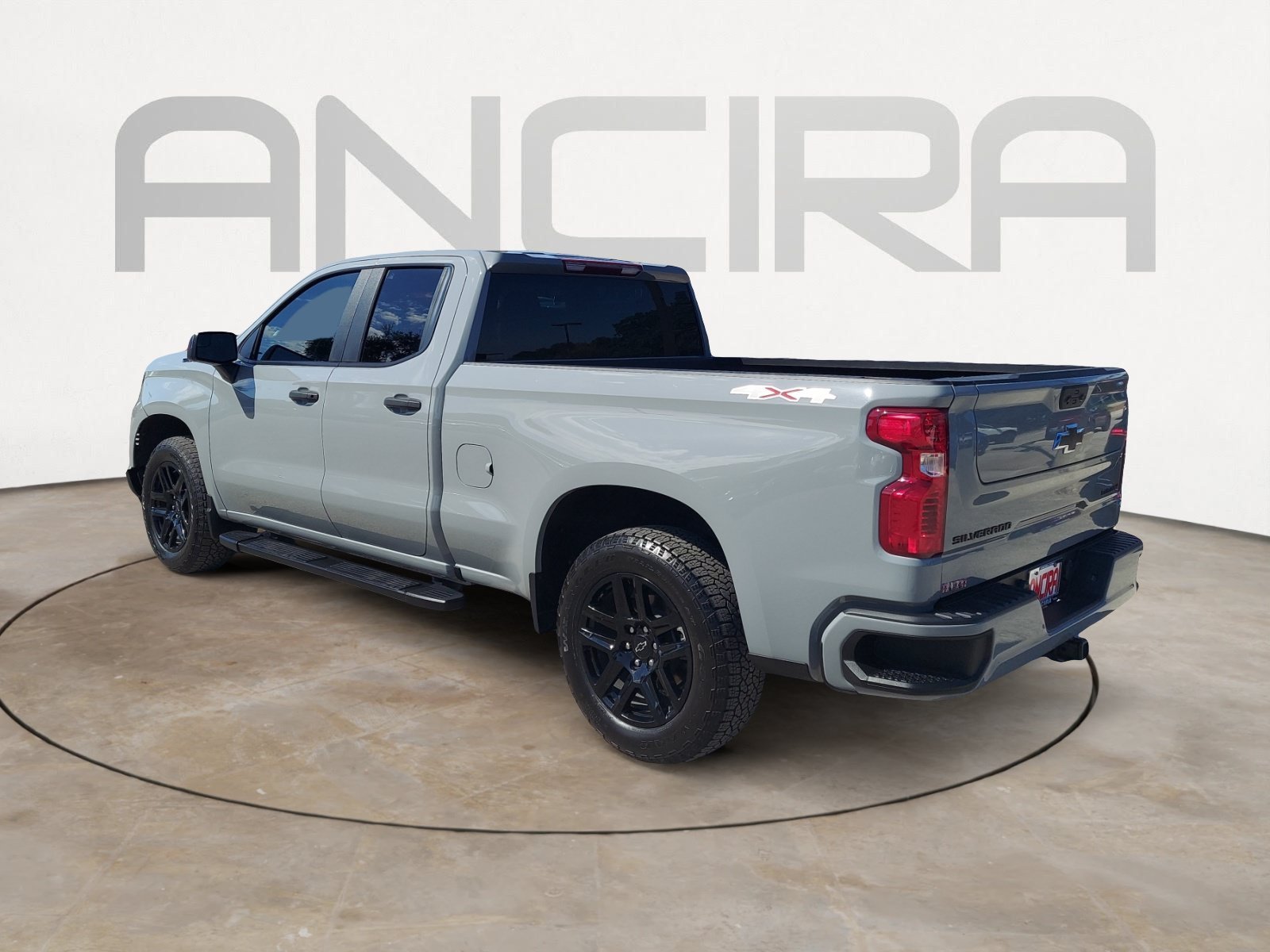 Used 2025 Slate Gray Metallic Chevrolet Custom image 8