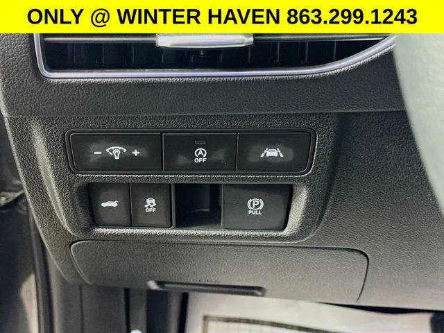 Used 2023 Gray Hyundai SE image 10