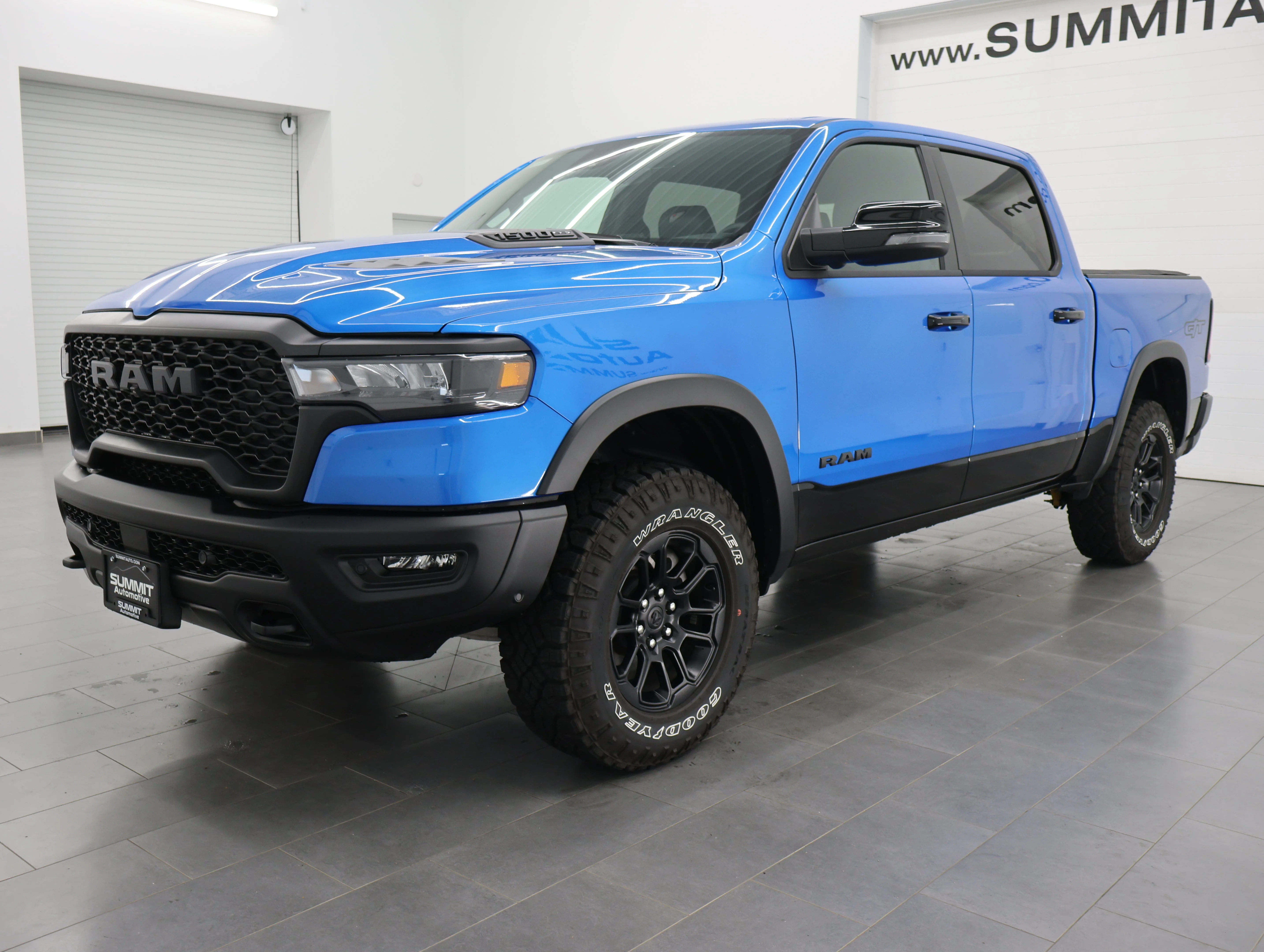 Used 2025 Hydro Blue Pearlcoat Ram Rebel image 7