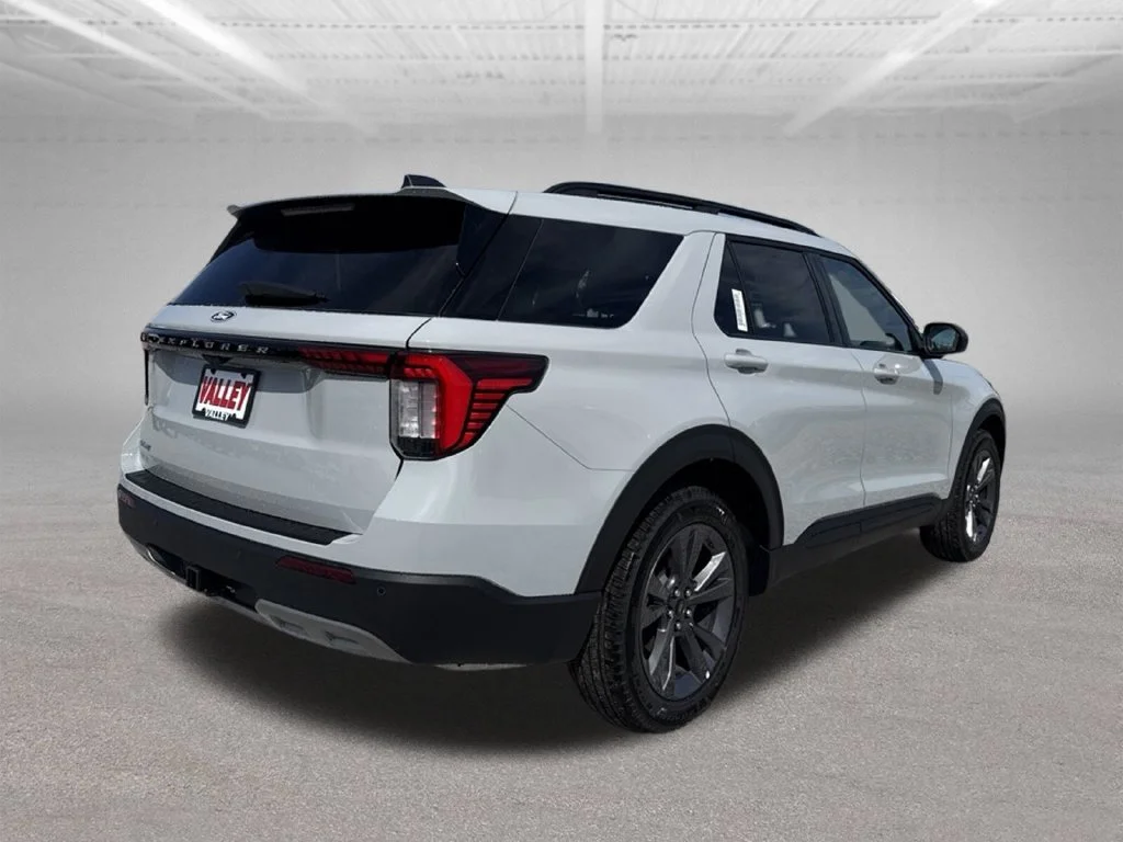 New 2027 White Ford Active image 8