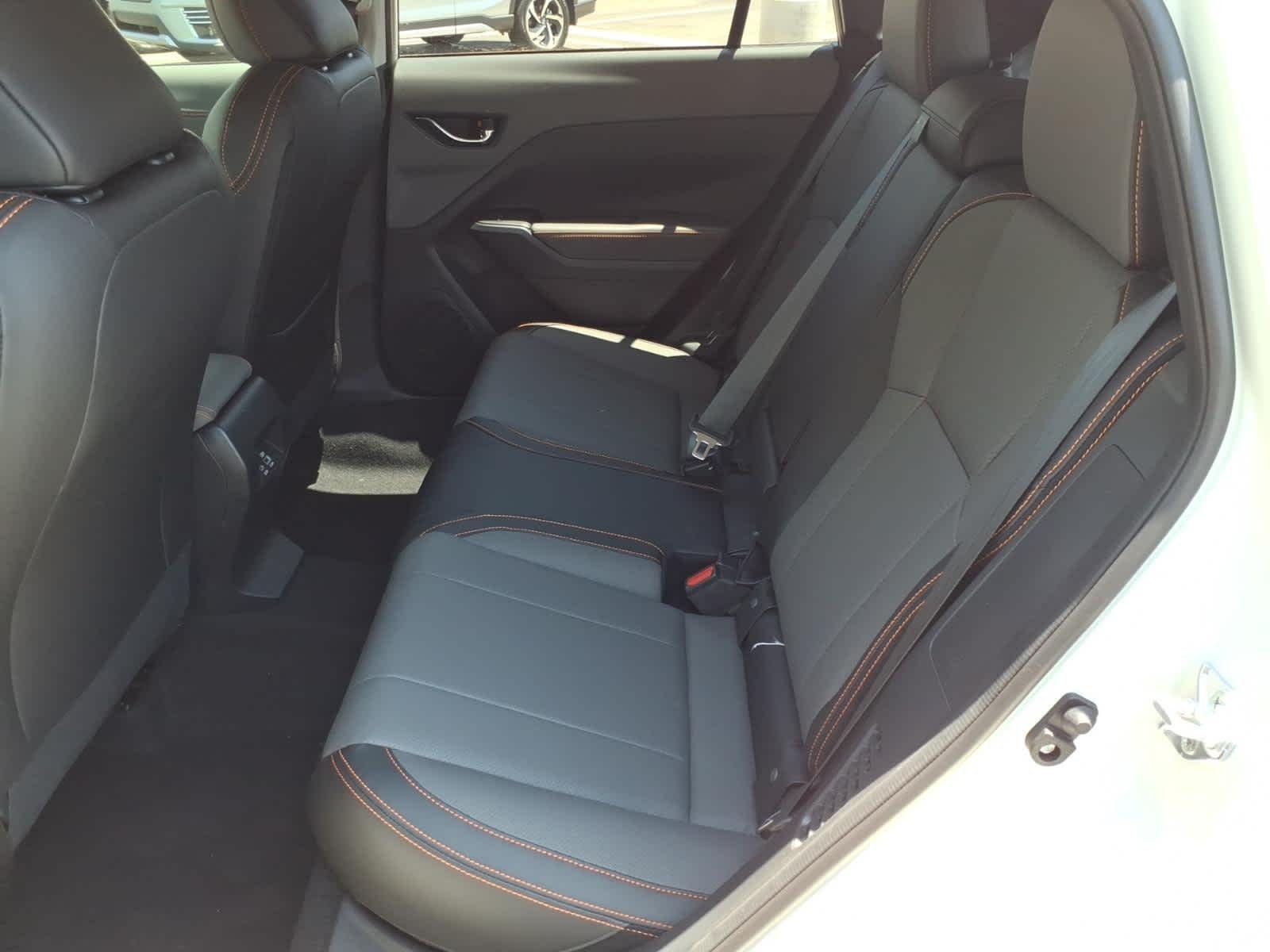New 2026 CRYSTAL WHITE PEARL Subaru Limited Hybrid image 27