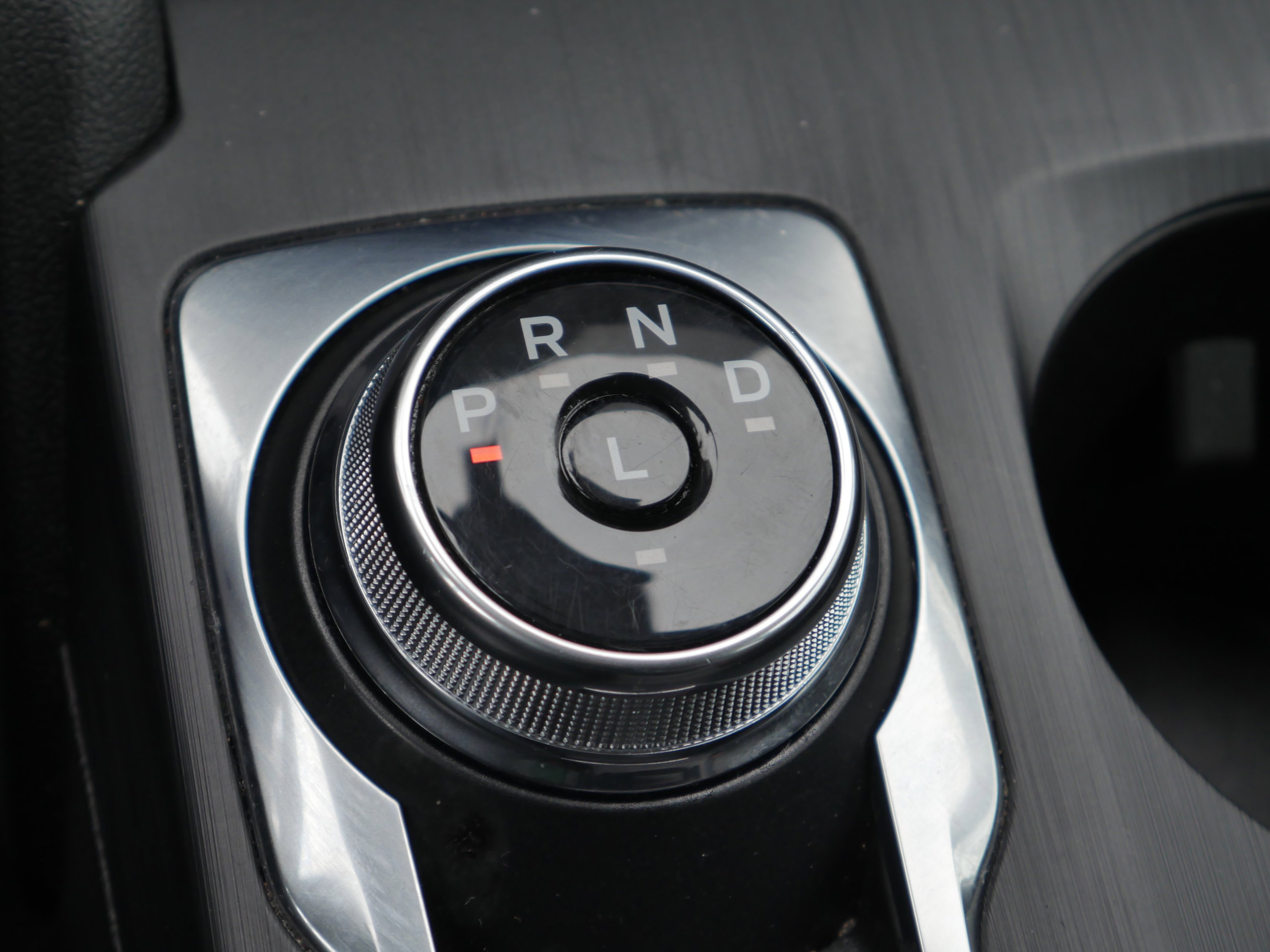 2025 Ford Escape Platinum - Photo 22