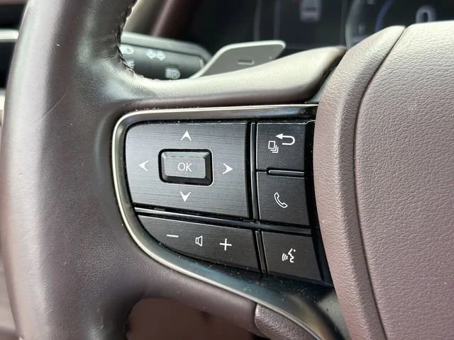Used 2021 White Lexus ES 350 image 25