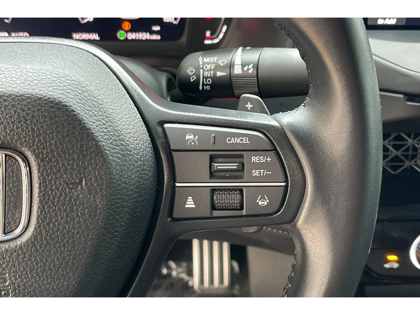 Used 2024 Urban Gray Pearl Honda Sport-L image 36
