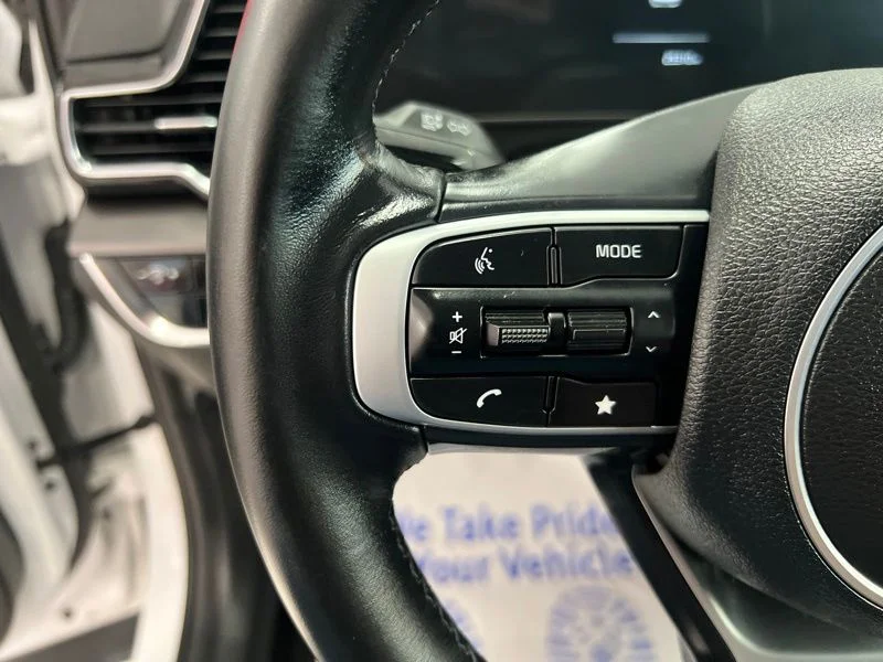 Used 2024 White Kia EX image 21