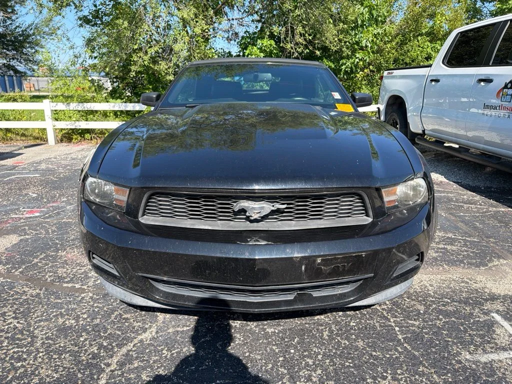 Used 2012 Black Ford V6 Premium image 8